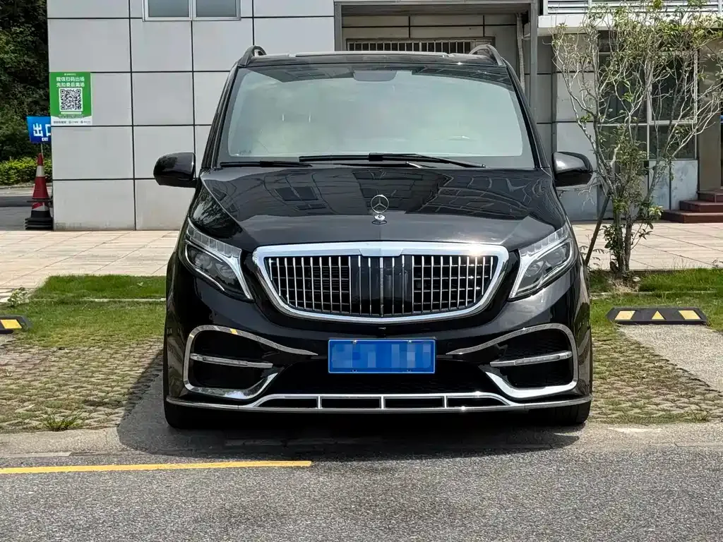 Mercedes-Benz Vito — фото 1