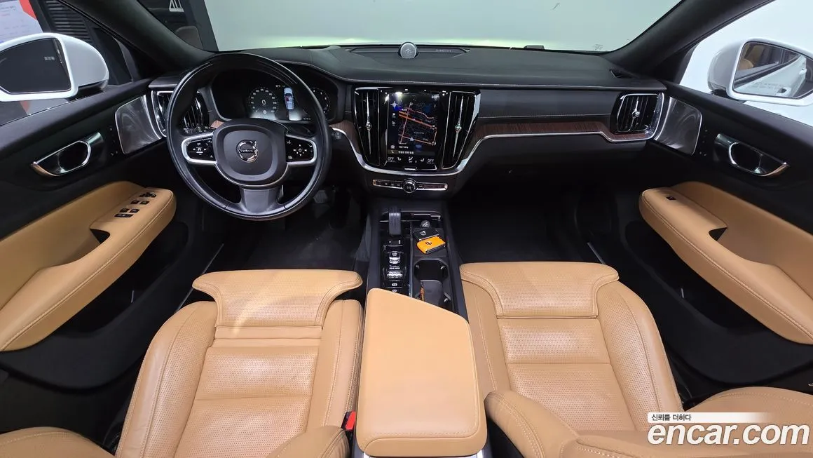 Volvo V60 2021 из KR, фото 6