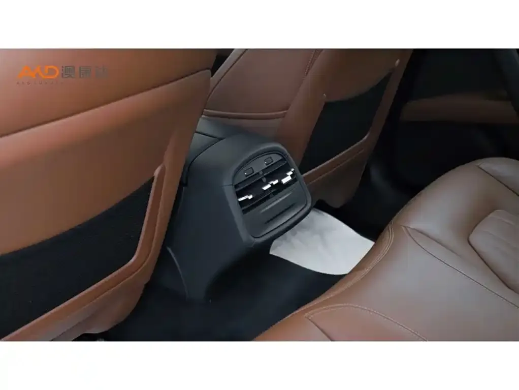 Maserati Ghibli — фото 7