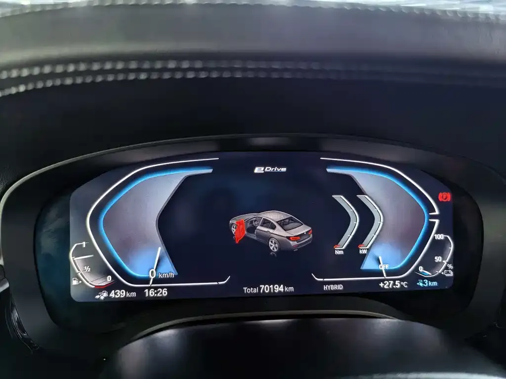 BMW 5 Series New Energy 2021 из CN, фото 3