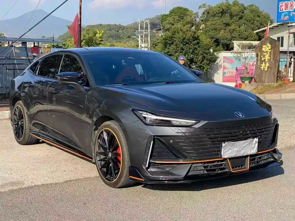 Changan UNI-V 2023 из CN, фото 5