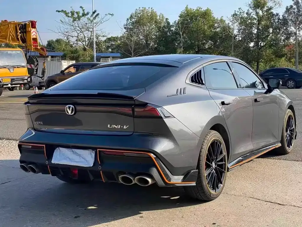 Changan UNI-V 2023 из CN, фото 8