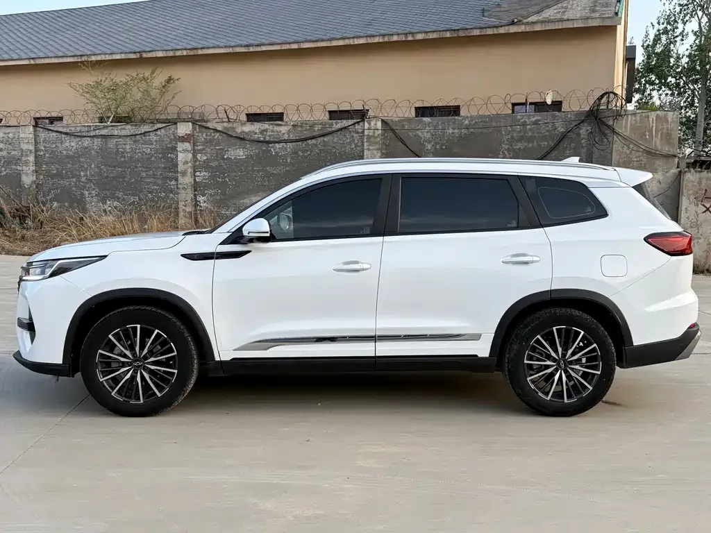Chery Tiggo 8 PRO — фото 8
