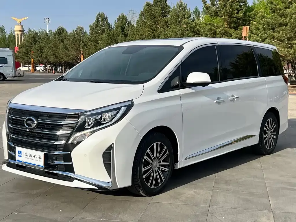 GAC Motor Trumpchi M8 — фото 1