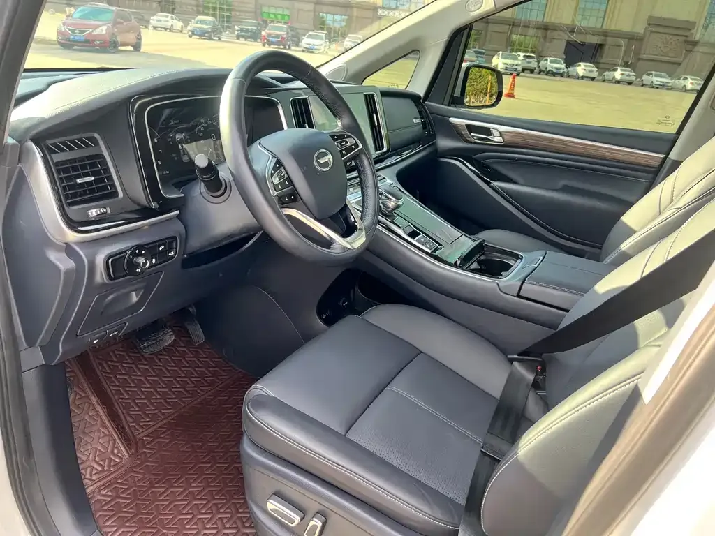 GAC Motor Trumpchi M8 — фото 3
