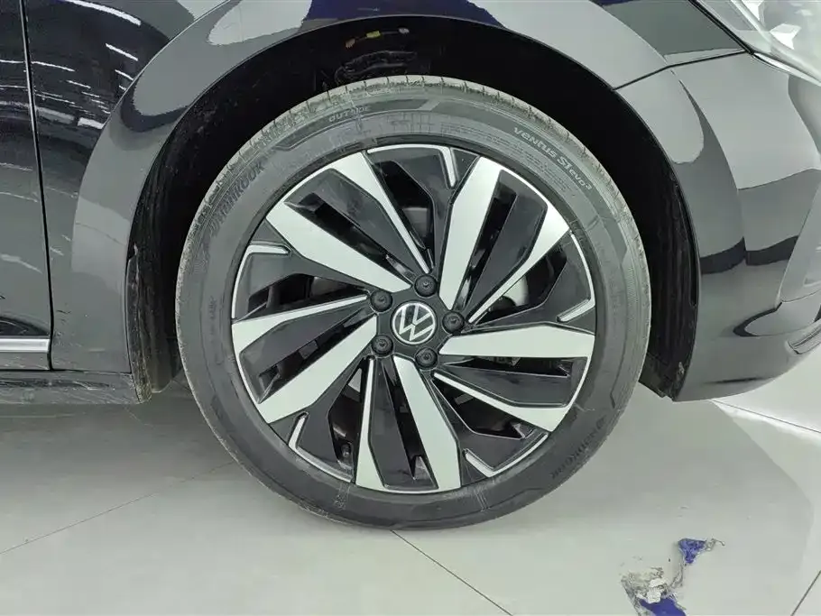 Volkswagen Passat — фото 3