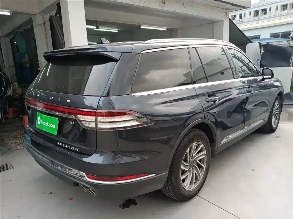 Lincoln Aviator — фото 9