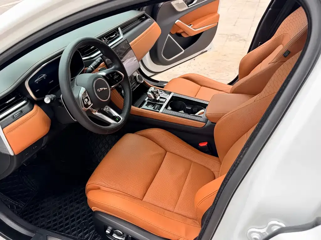 Jaguar XFL 2024 из CN, фото 4