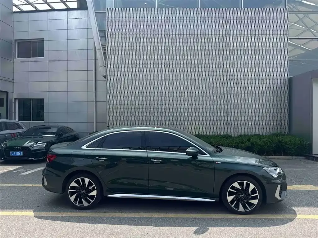 Audi A3 — фото 9