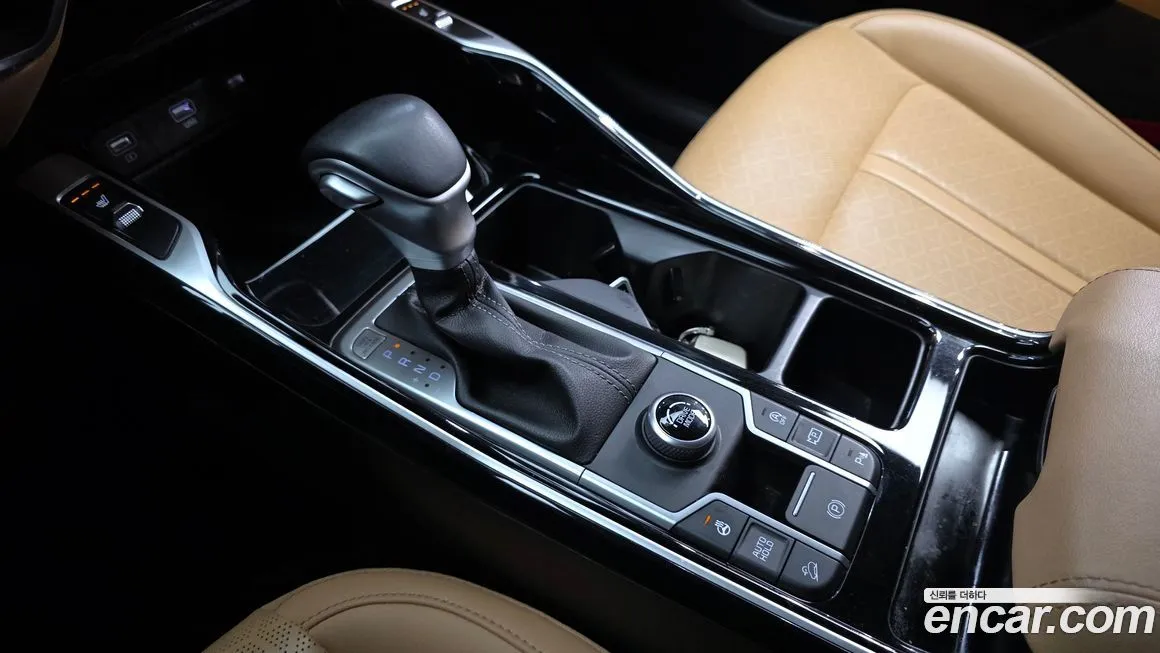 Kia Sorento — фото 7