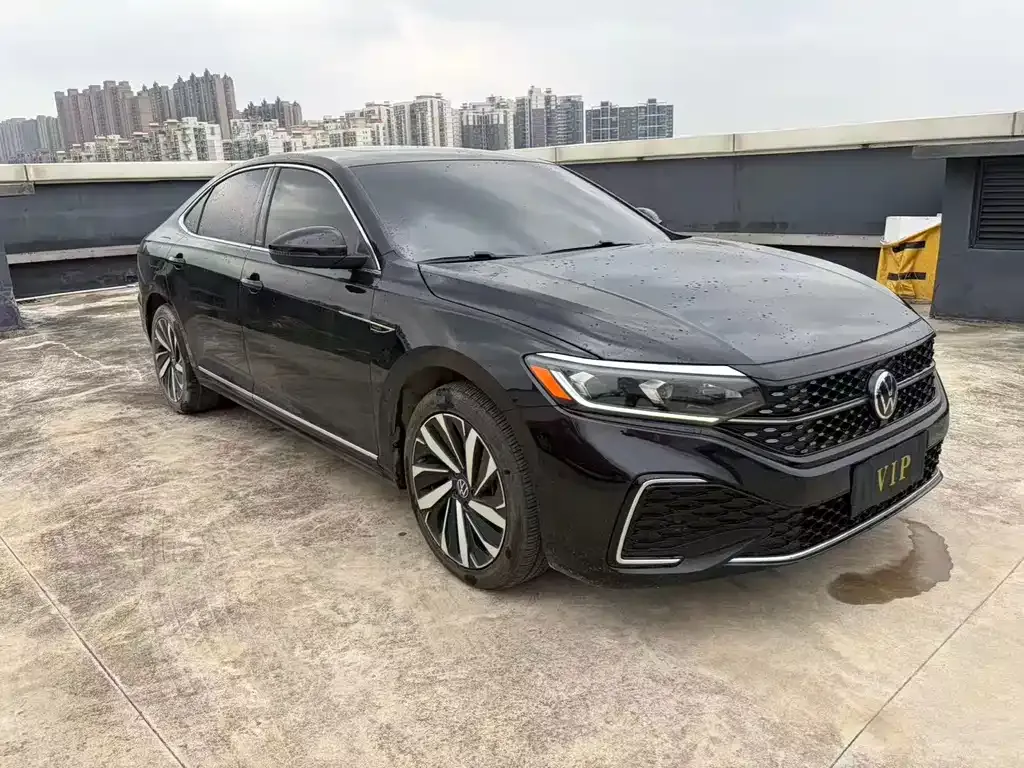 Volkswagen Passat — фото 4