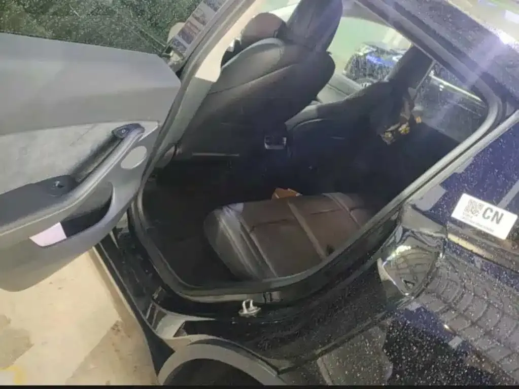 Tesla Model Y 2022 из CN, фото 3