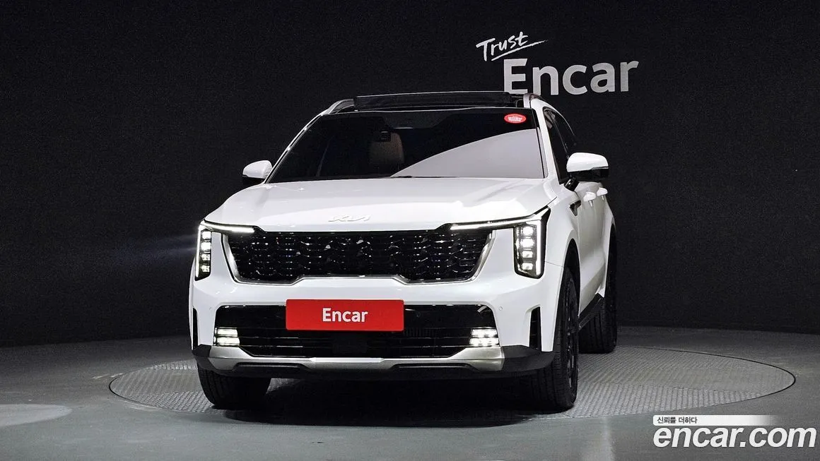 Kia Sorento — фото 8