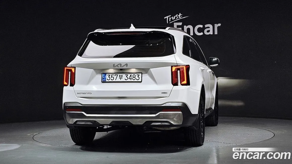 Kia Sorento — фото 6