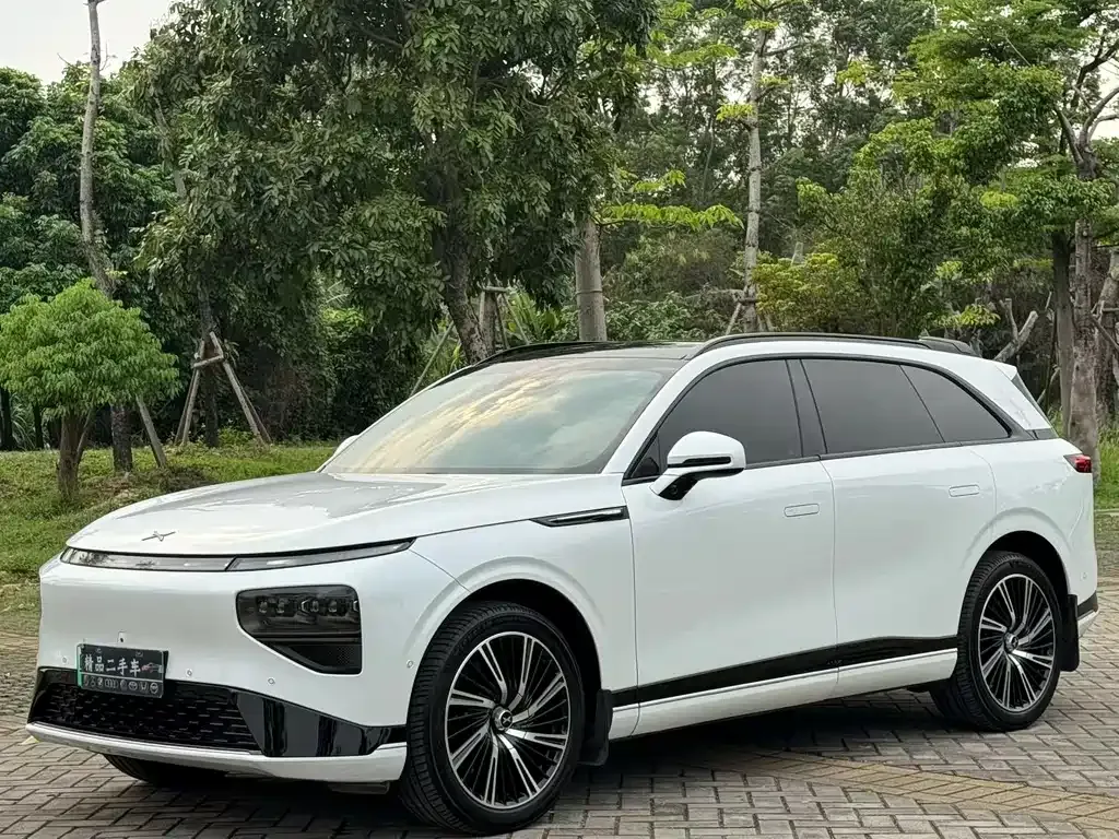 XPeng G9