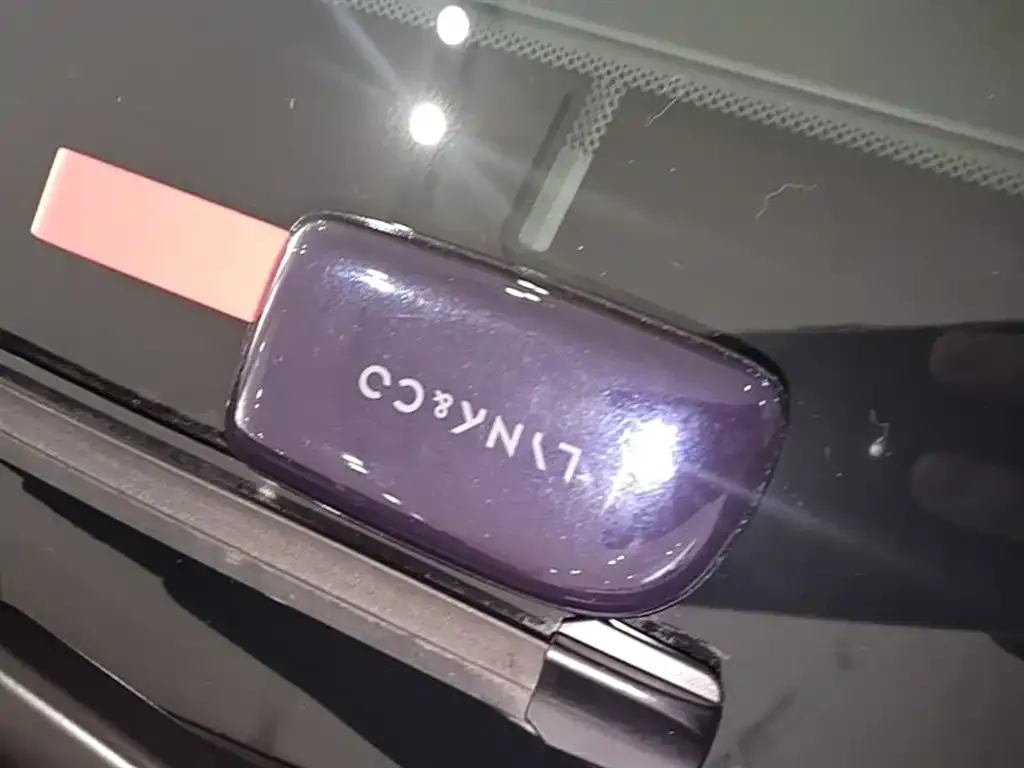 Lynk & Co 10 EM-P 2026 из CN, фото 4