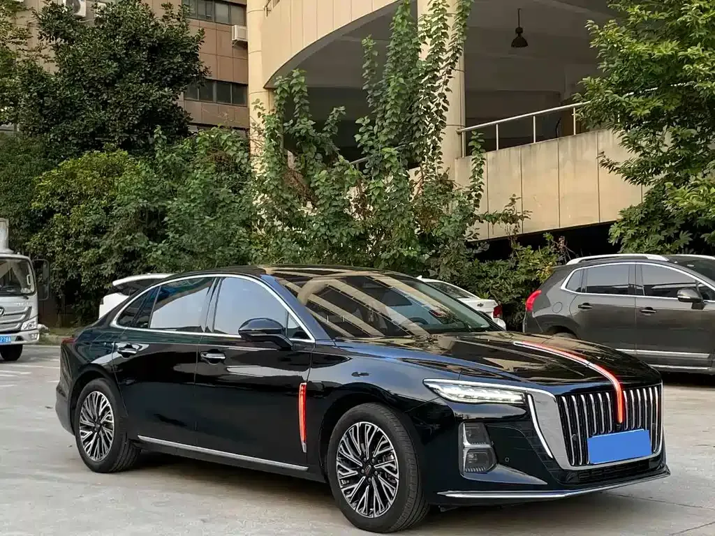 Hongqi H5 — фото 8