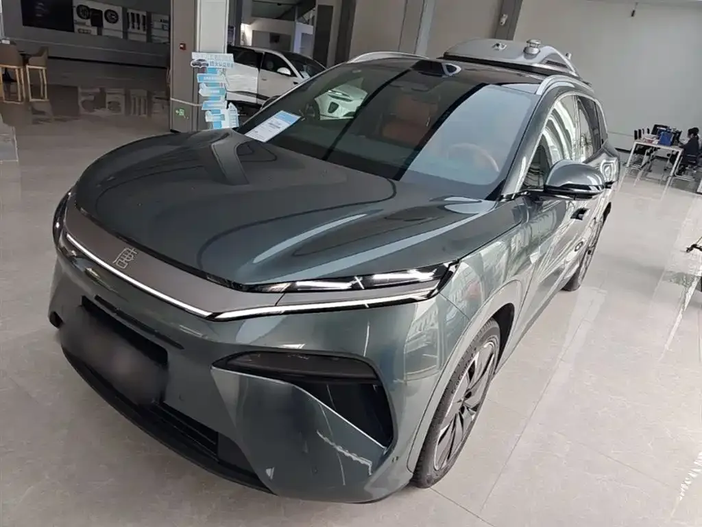 BYD Tang L — фото 1