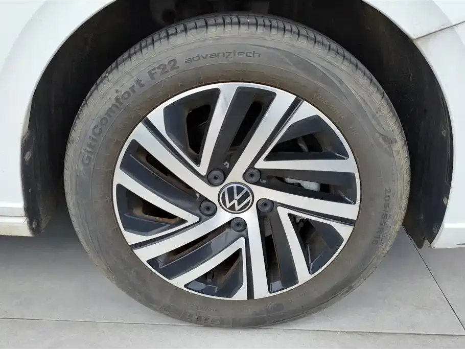 Volkswagen Lavida 2024 из CN, фото 5