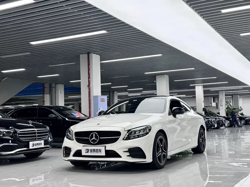 Mercedes-Benz C-Class (Import) — фото 1