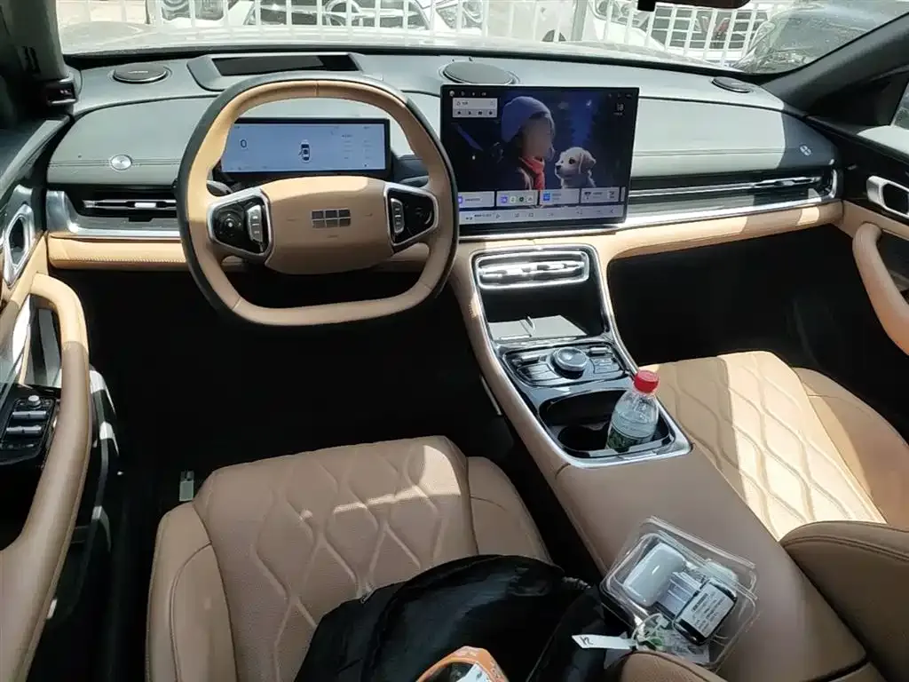 Geely Galaxy A7 — фото 2