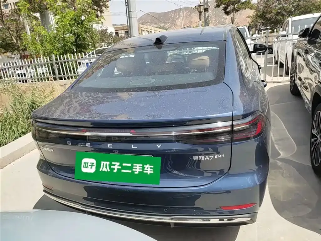 Geely Galaxy A7 — фото 10