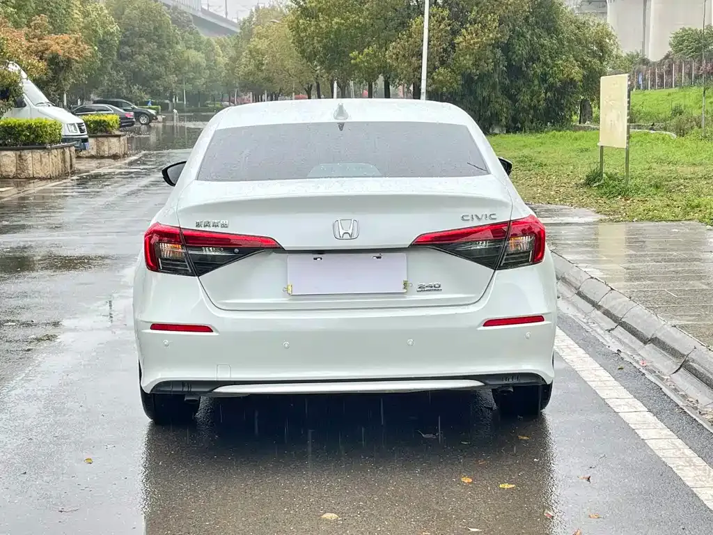 Honda Civic — фото 3