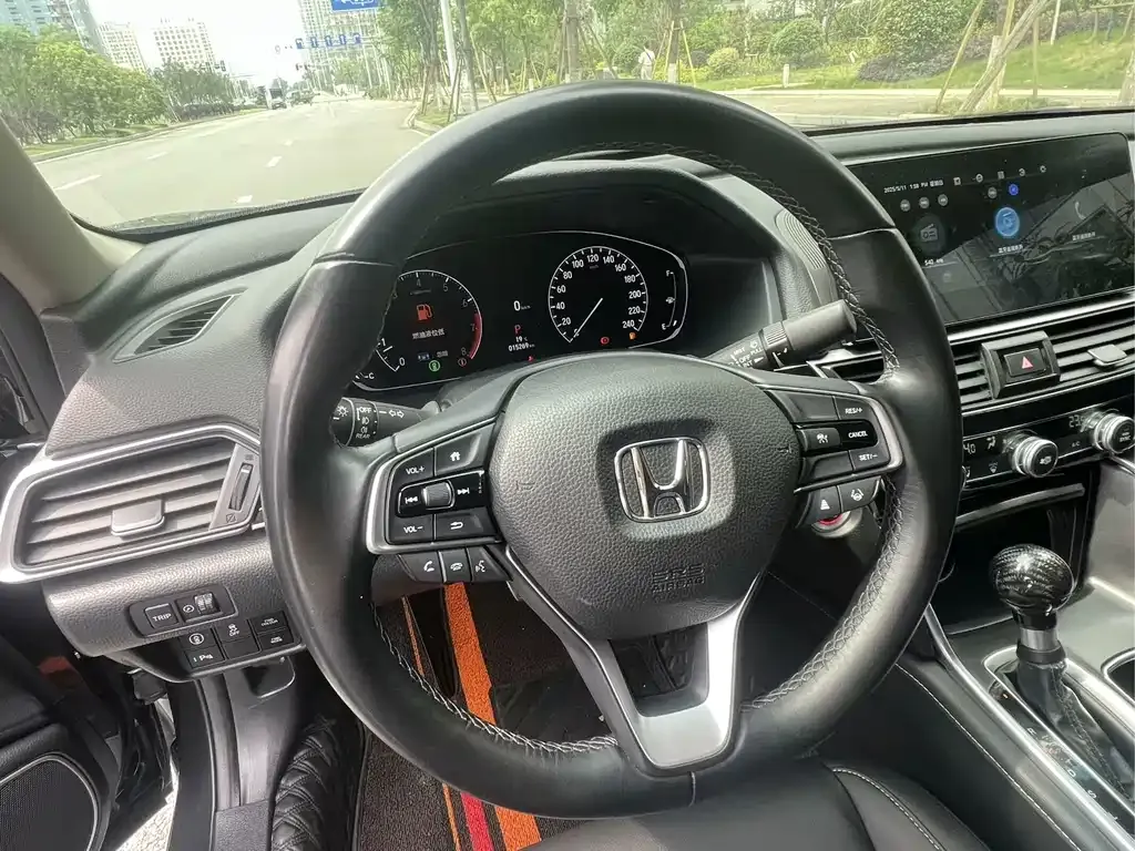 Honda Accord — фото 2