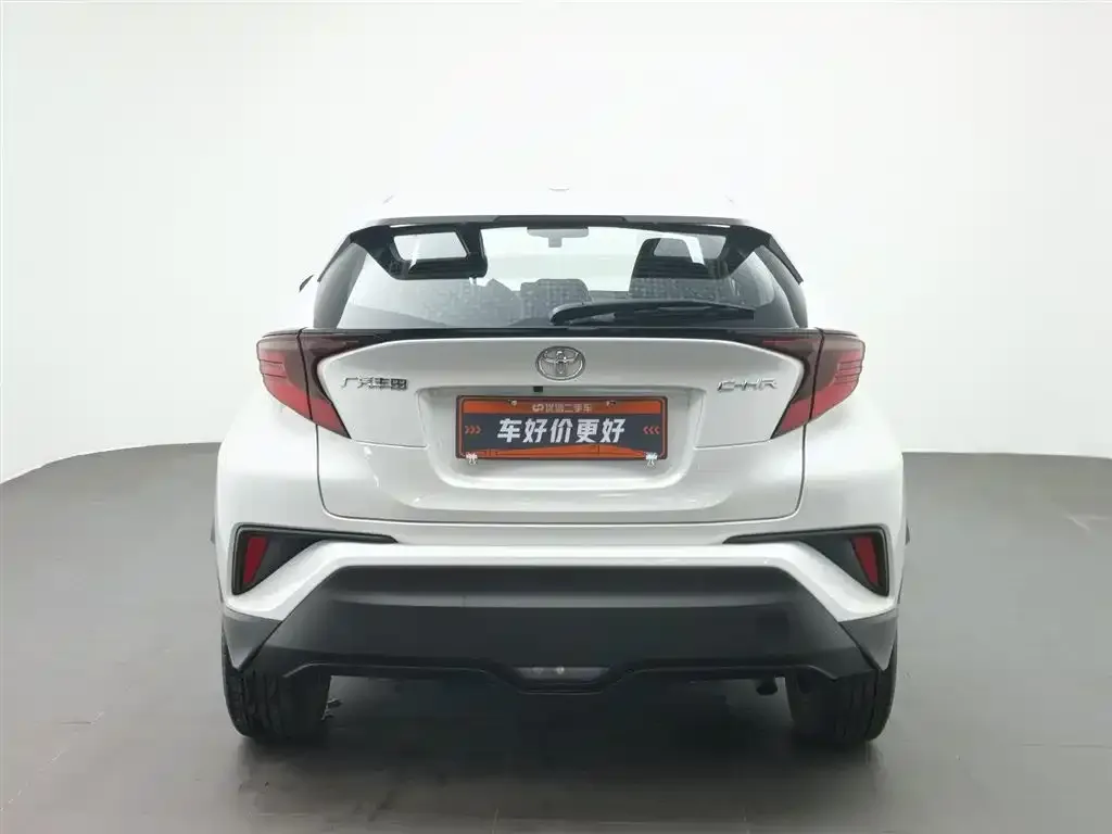 Toyota C-HR 2023 из CN, фото 4