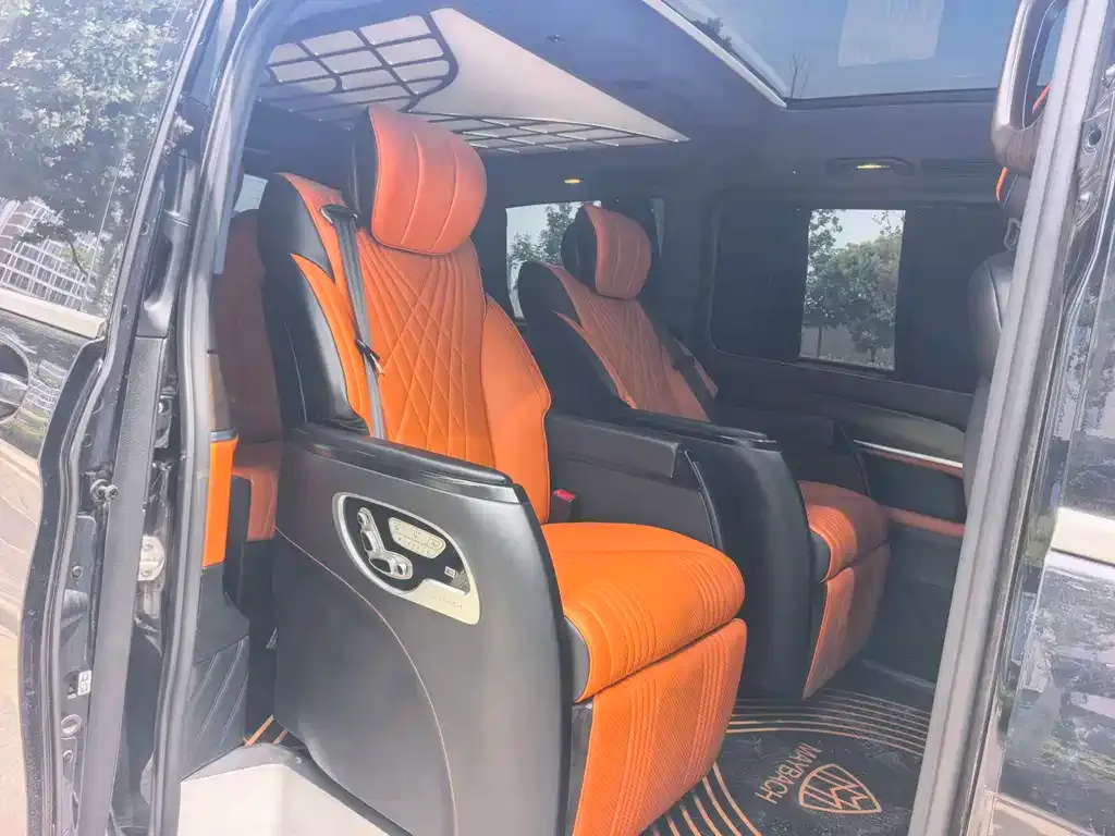 Mercedes-Benz V-Class 2022 из CN, фото 2
