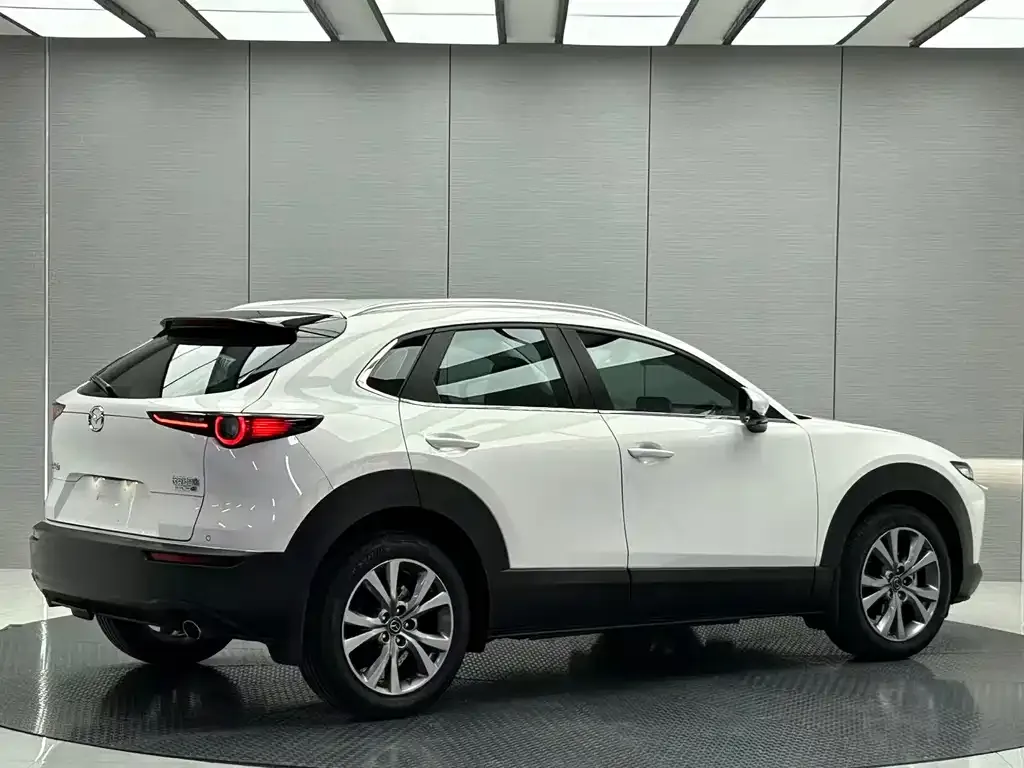 Mazda CX-30 — фото 6