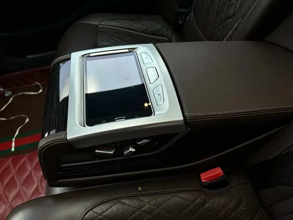 BMW 7 Series 2022 из CN, фото 7