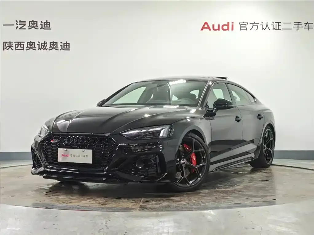 Audi RS 5 — фото 1