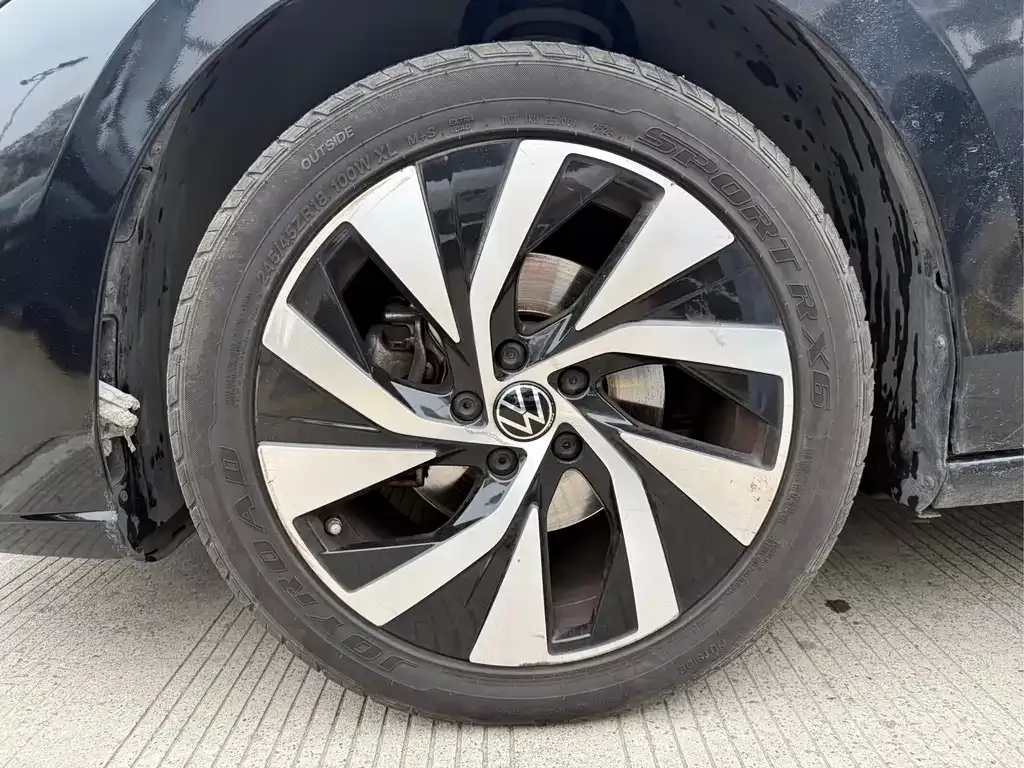 Volkswagen Passat — фото 3