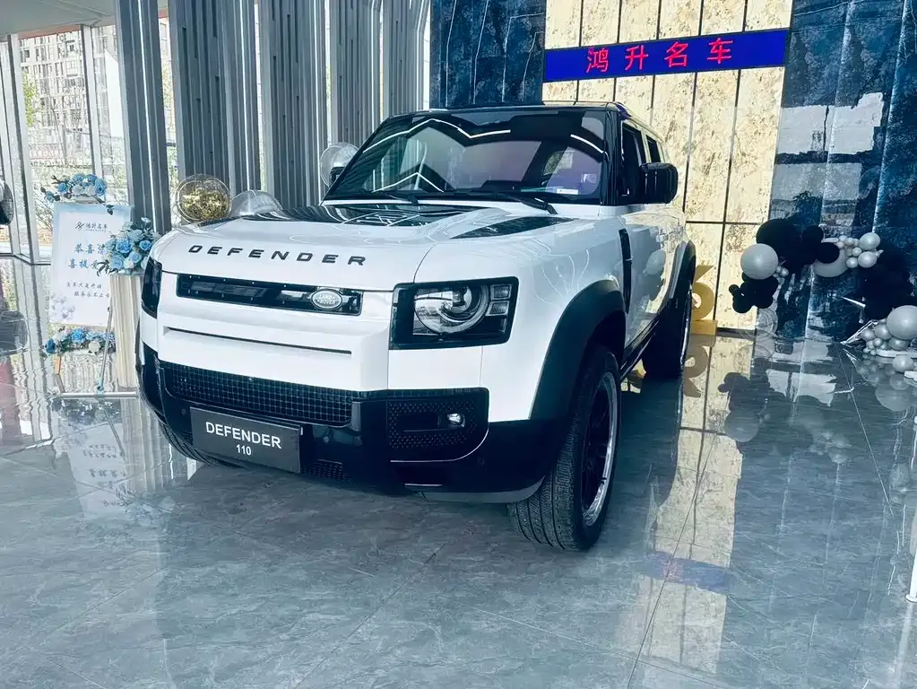 Land Rover Defender — фото 1