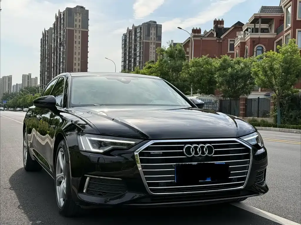 Audi A6L — фото 8