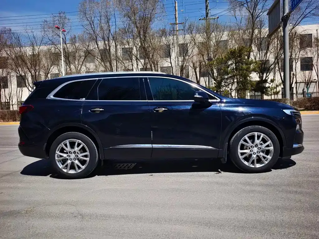 Buick Enclave — фото 10