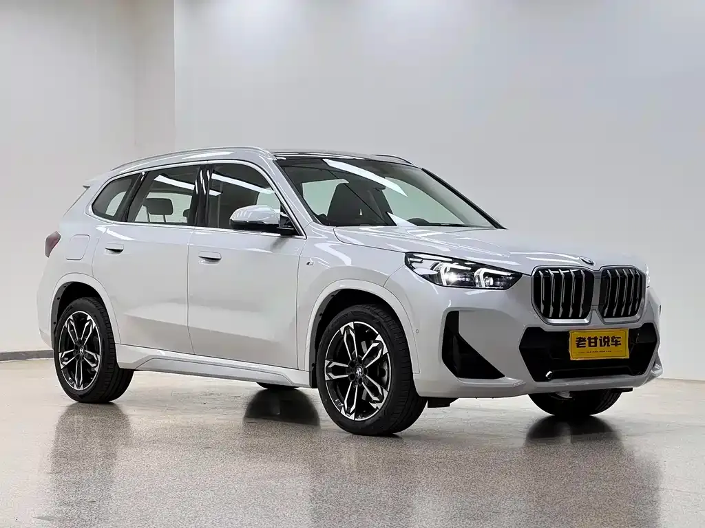 BMW X1 — фото 7