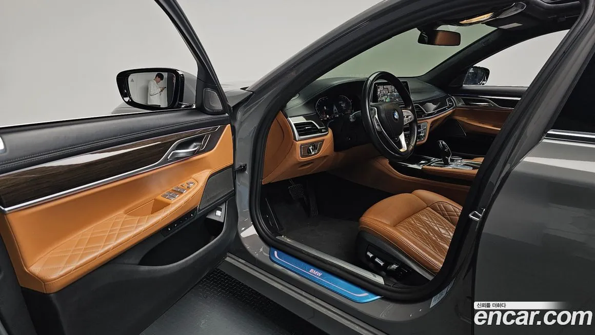BMW 7-Series 2021 из KR, фото 2