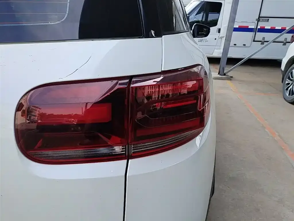 Citroen C5 AIRCROSS 2022 из CN, фото 3
