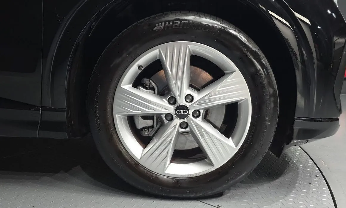 Audi Q4 e-tron 2023 из KR, фото 8