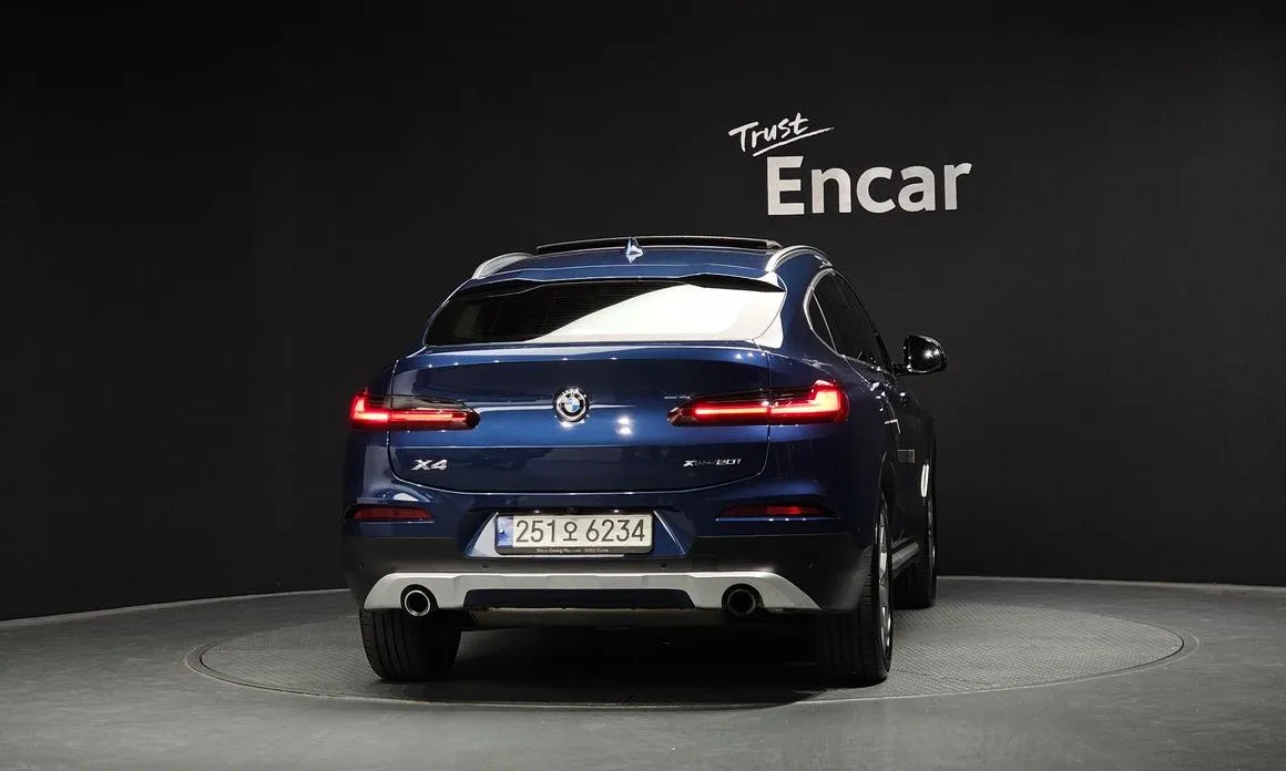 BMW X4 2021 из KR, фото 4