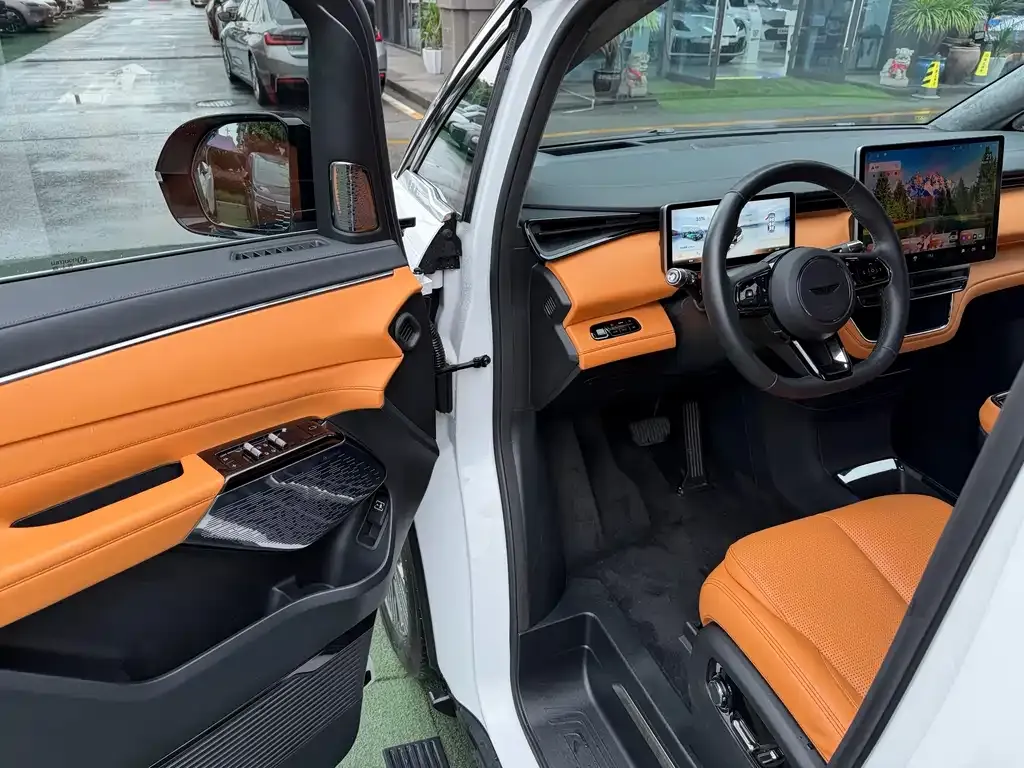 Geely Yizhen L380 2024 из CN, фото 5