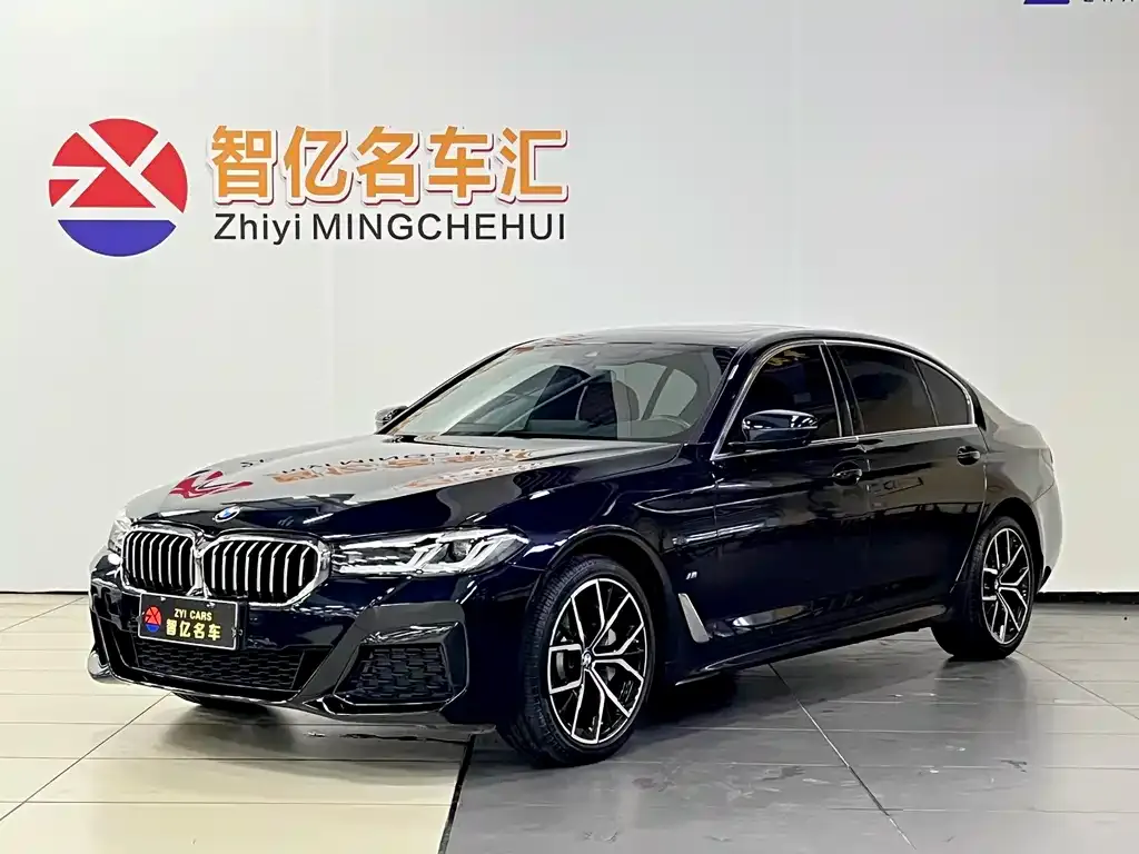 BMW 5 Series — фото 1