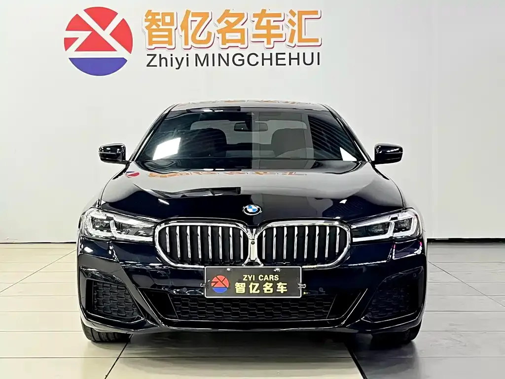 BMW 5 Series — фото 5