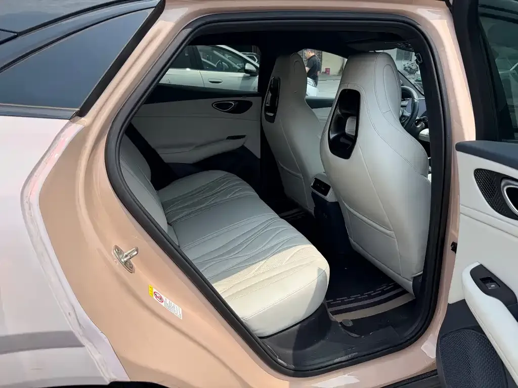 BYD Seal 06GT 2025 из CN, фото 8