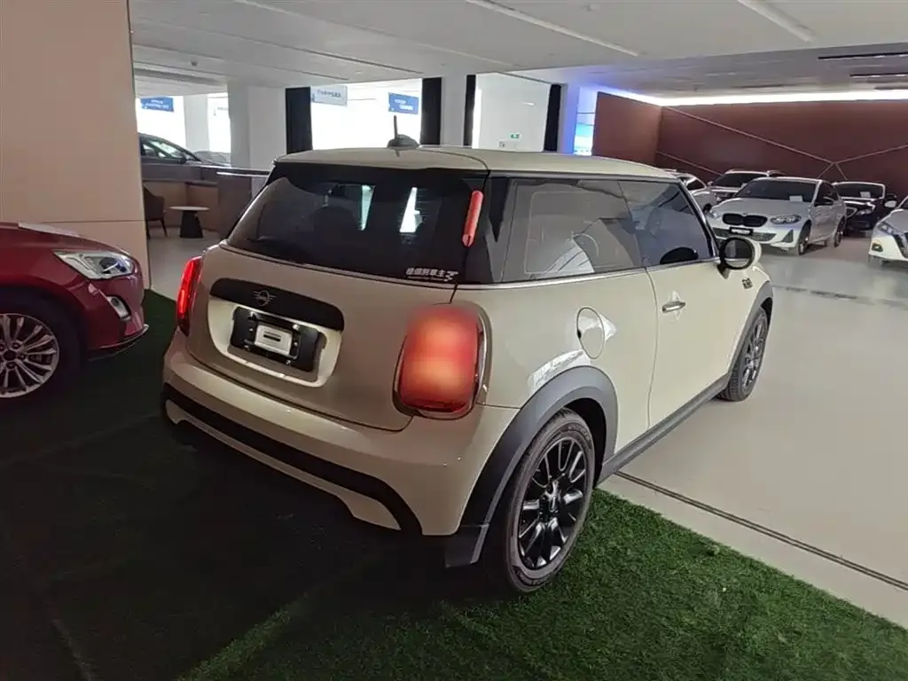 MINI Cooper (3-door) — фото 10
