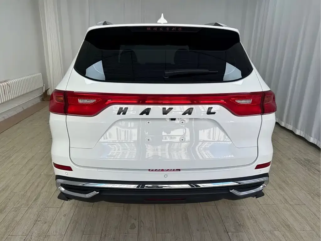 Haval M6 — фото 5