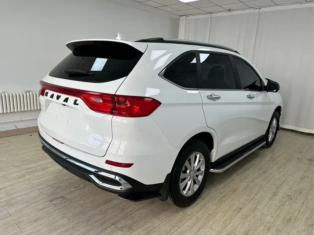 Haval M6 — фото 9