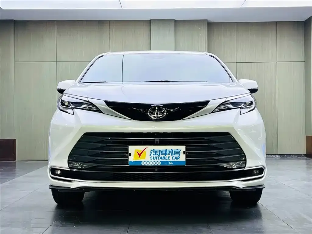 Toyota Sienna 2025 из CN, фото 6
